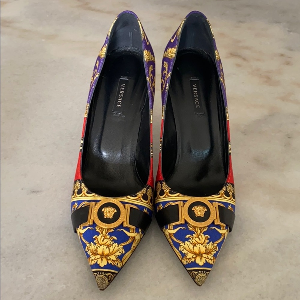 Versace Pumps